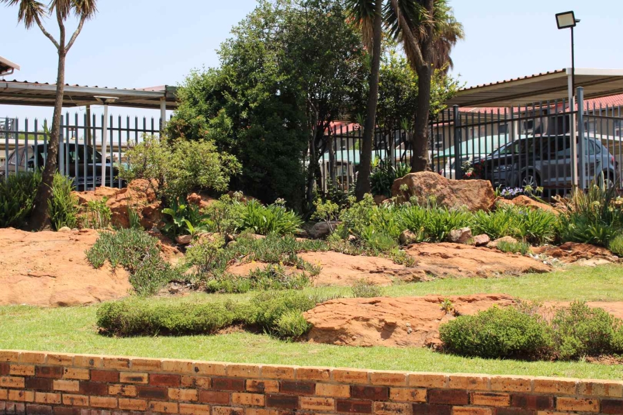 3 Bedroom Property for Sale in South Crest Gauteng