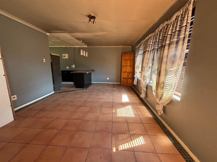 2 Bedroom Property for Sale in Helderkruin Gauteng