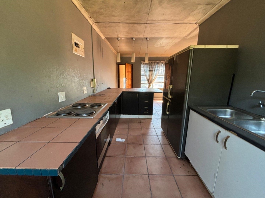 2 Bedroom Property for Sale in Helderkruin Gauteng