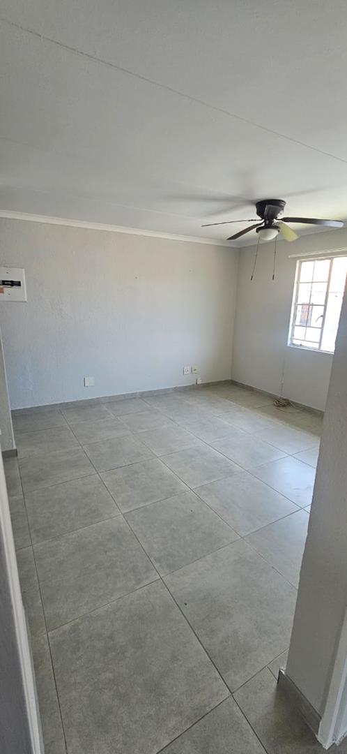 2 Bedroom Property for Sale in Groenkloof Gauteng