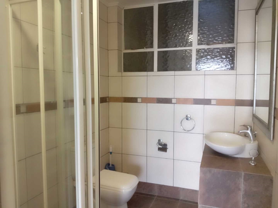 To Let 3 Bedroom Property for Rent in Killarney Gauteng