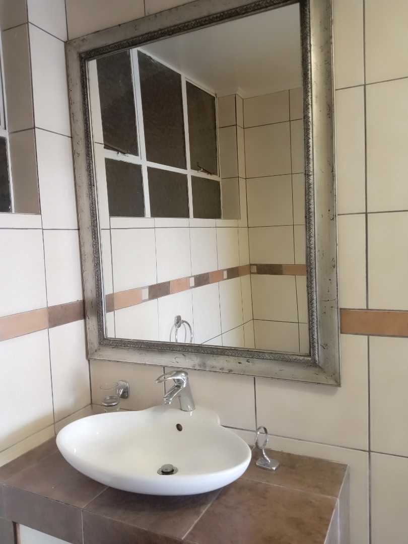 To Let 3 Bedroom Property for Rent in Killarney Gauteng