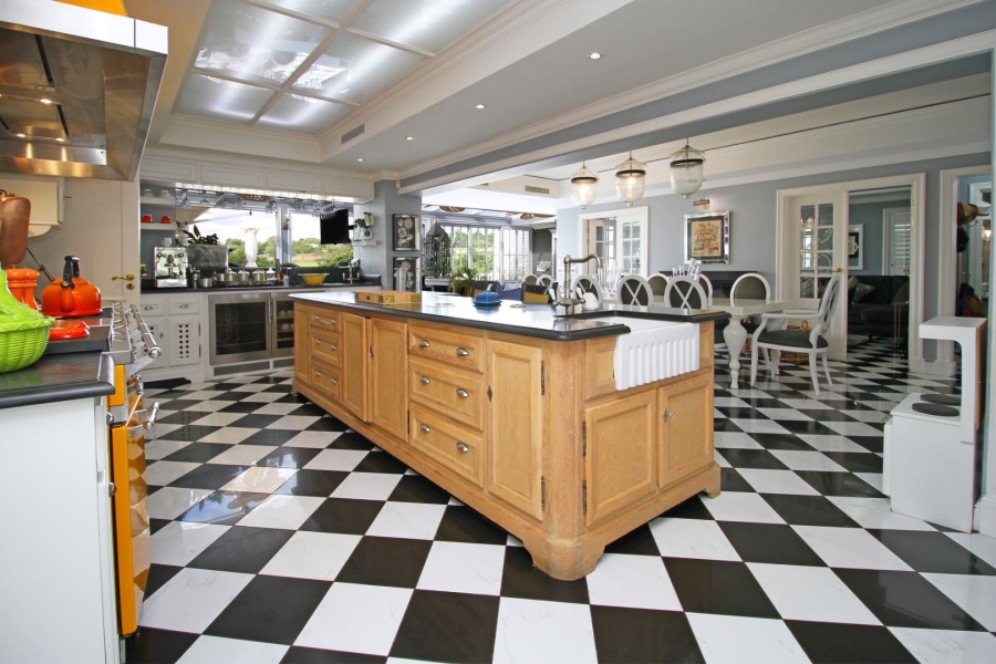 5 Bedroom Property for Sale in Fourways Gauteng