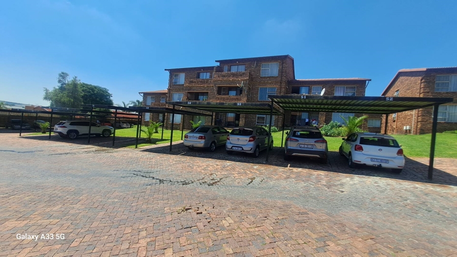 2 Bedroom Property for Sale in Buccleuch Gauteng