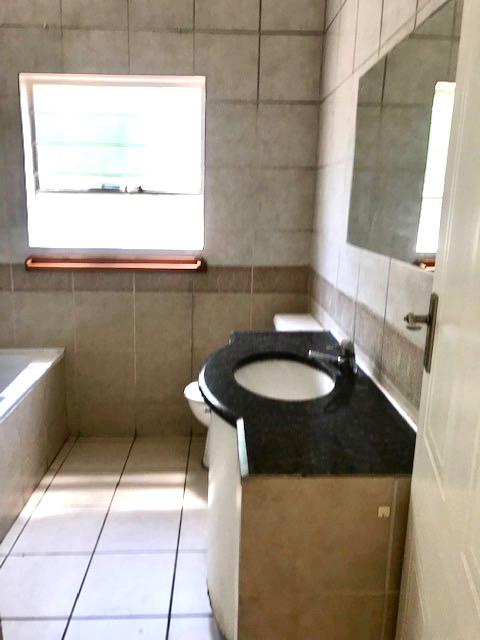 1 Bedroom Property for Sale in Edenburg Gauteng