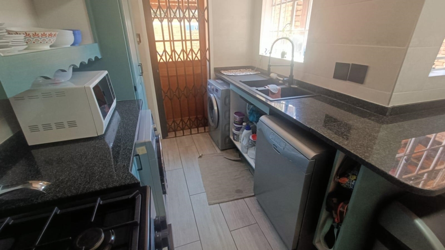 3 Bedroom Property for Sale in Hennopspark Gauteng