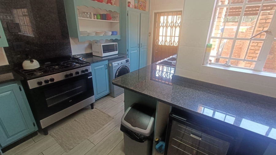 3 Bedroom Property for Sale in Hennopspark Gauteng