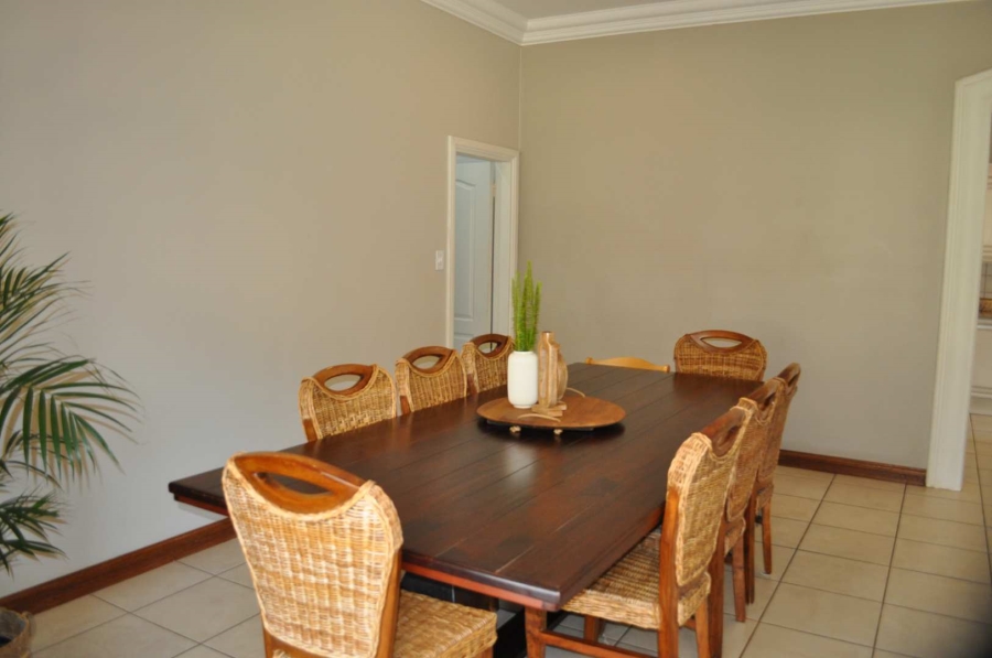 To Let 3 Bedroom Property for Rent in Faerie Glen Gauteng