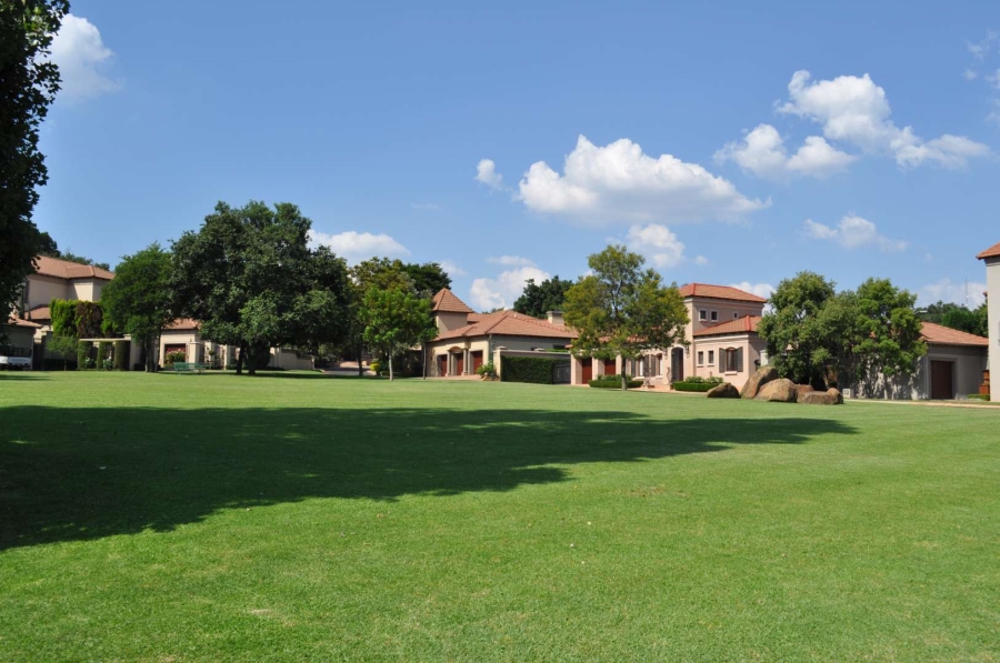 To Let 3 Bedroom Property for Rent in Faerie Glen Gauteng