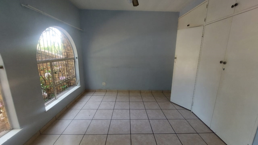 2 Bedroom Property for Sale in New Redruth Gauteng