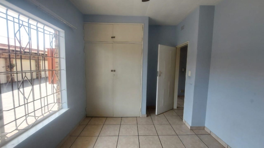 2 Bedroom Property for Sale in New Redruth Gauteng