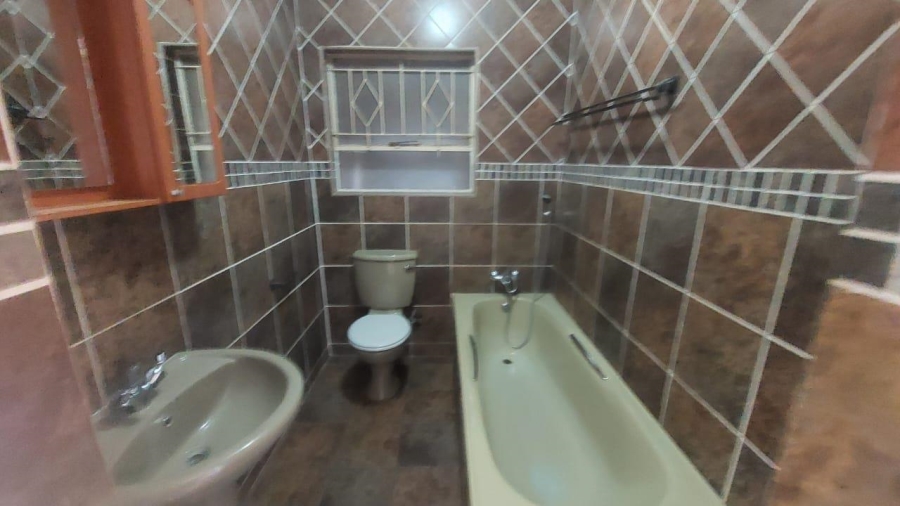 2 Bedroom Property for Sale in New Redruth Gauteng