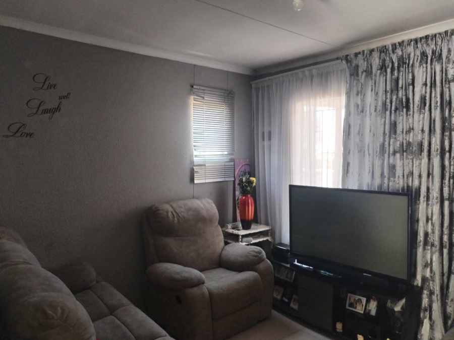 3 Bedroom Property for Sale in Mamelodi East Gauteng