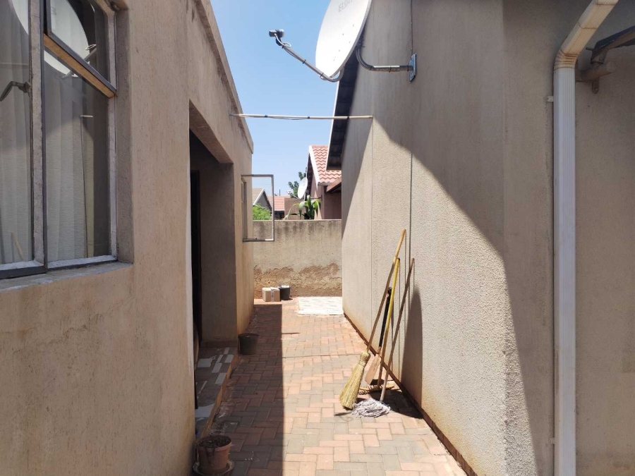 3 Bedroom Property for Sale in Mamelodi East Gauteng