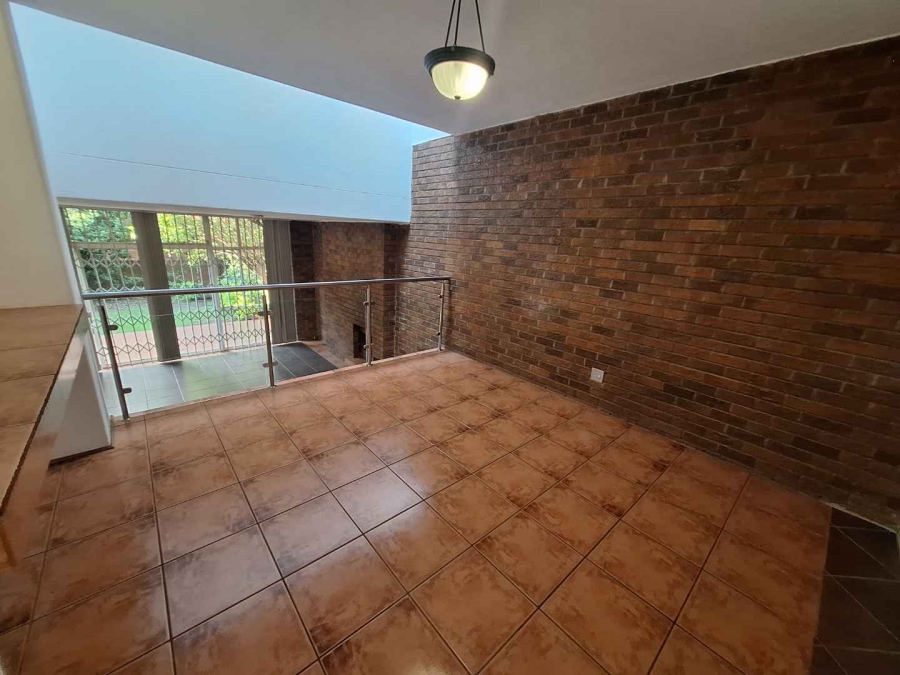 To Let 3 Bedroom Property for Rent in Fairland Gauteng