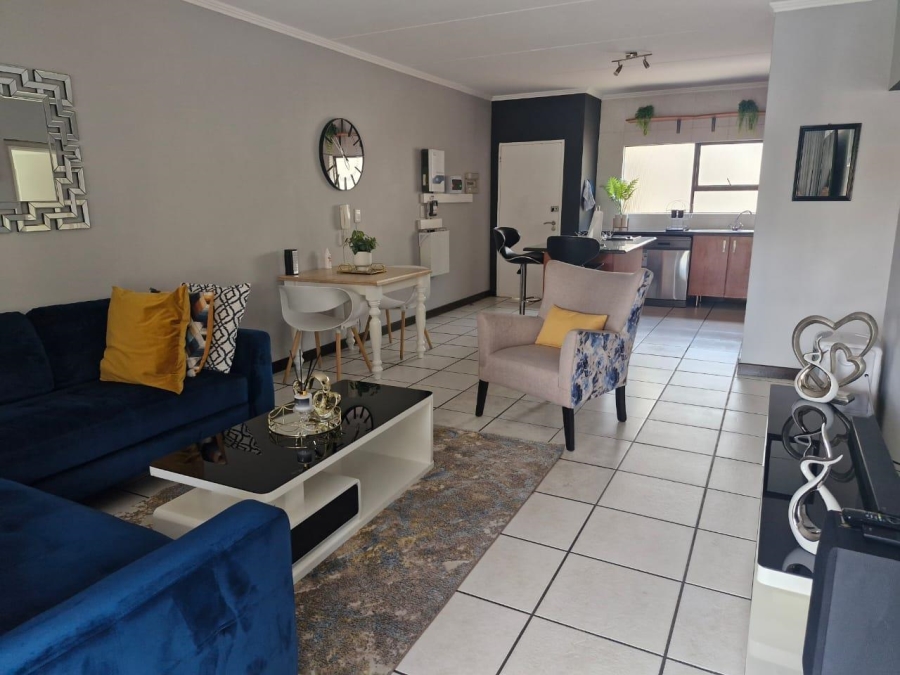 2 Bedroom Property for Sale in Sunninghill Gauteng