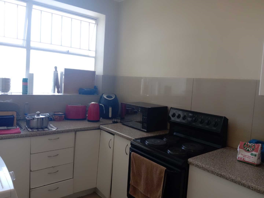 To Let 2 Bedroom Property for Rent in Illovo Gauteng