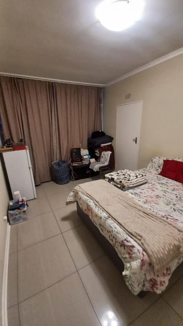 To Let 2 Bedroom Property for Rent in Illovo Gauteng