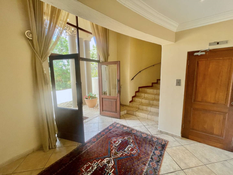 5 Bedroom Property for Sale in Woodhill Estate Gauteng