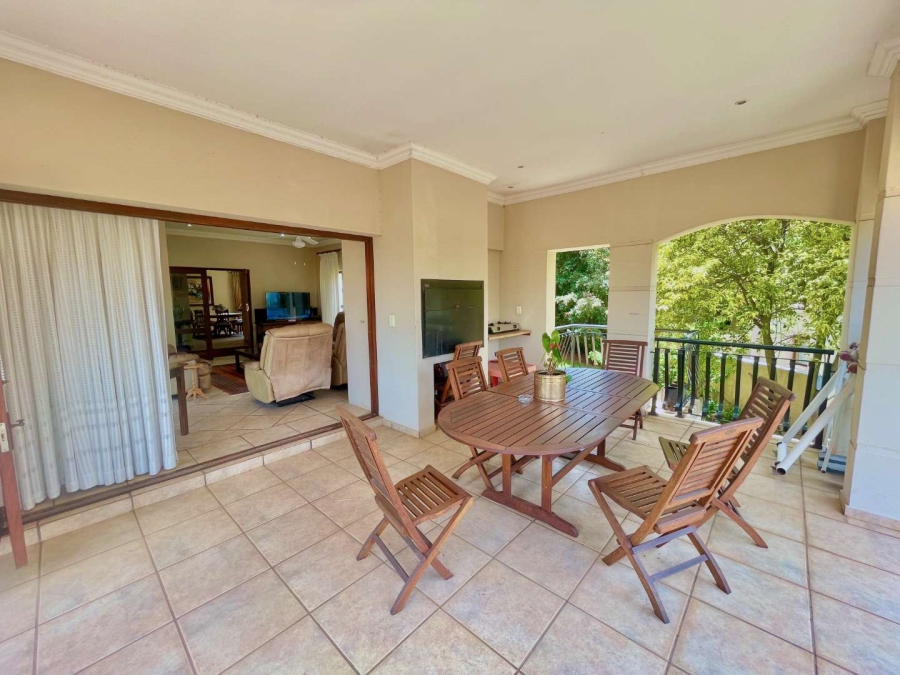 5 Bedroom Property for Sale in Woodhill Estate Gauteng