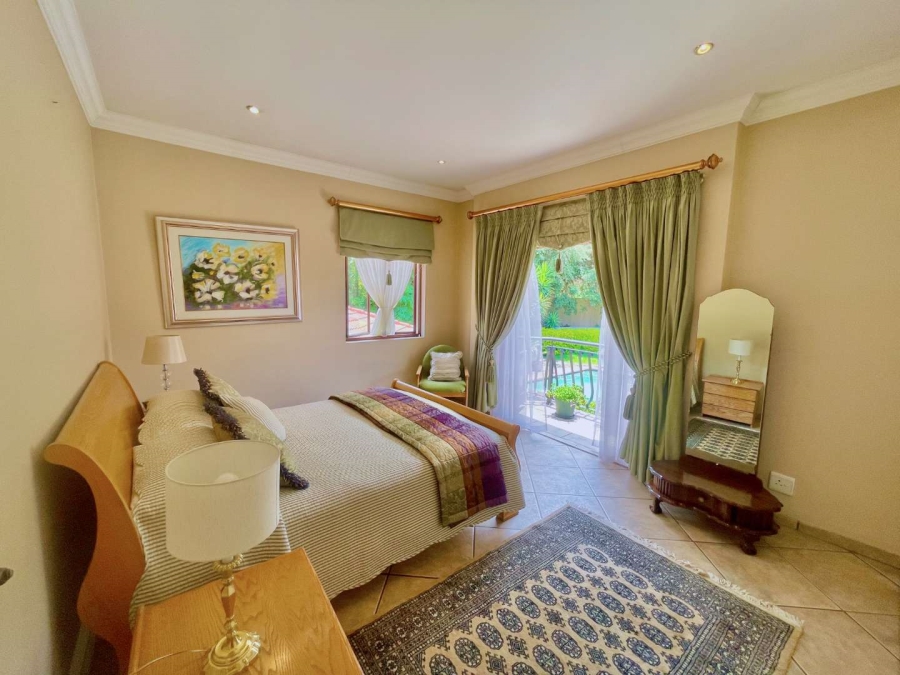 5 Bedroom Property for Sale in Woodhill Estate Gauteng