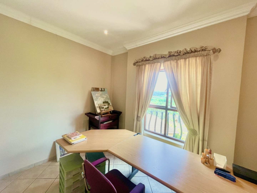 5 Bedroom Property for Sale in Woodhill Estate Gauteng