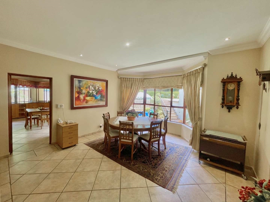 5 Bedroom Property for Sale in Woodhill Estate Gauteng