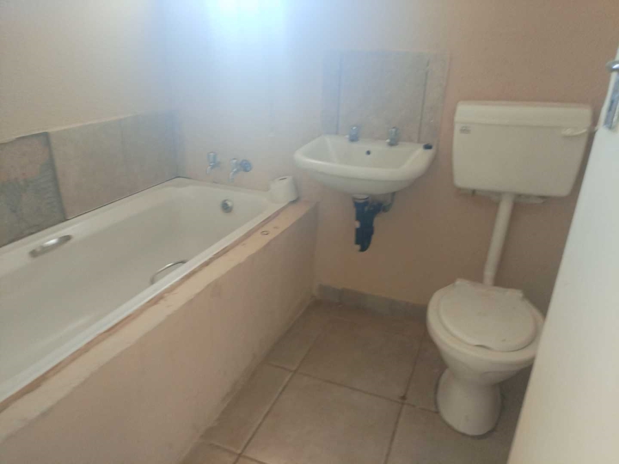 To Let 2 Bedroom Property for Rent in Mahube Valley Gauteng