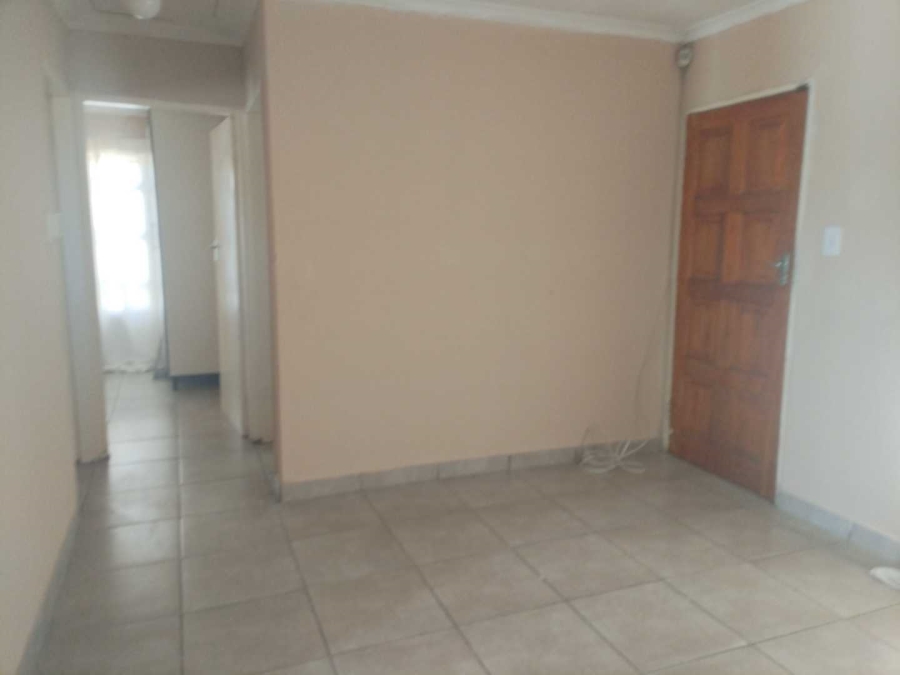 To Let 2 Bedroom Property for Rent in Mahube Valley Gauteng