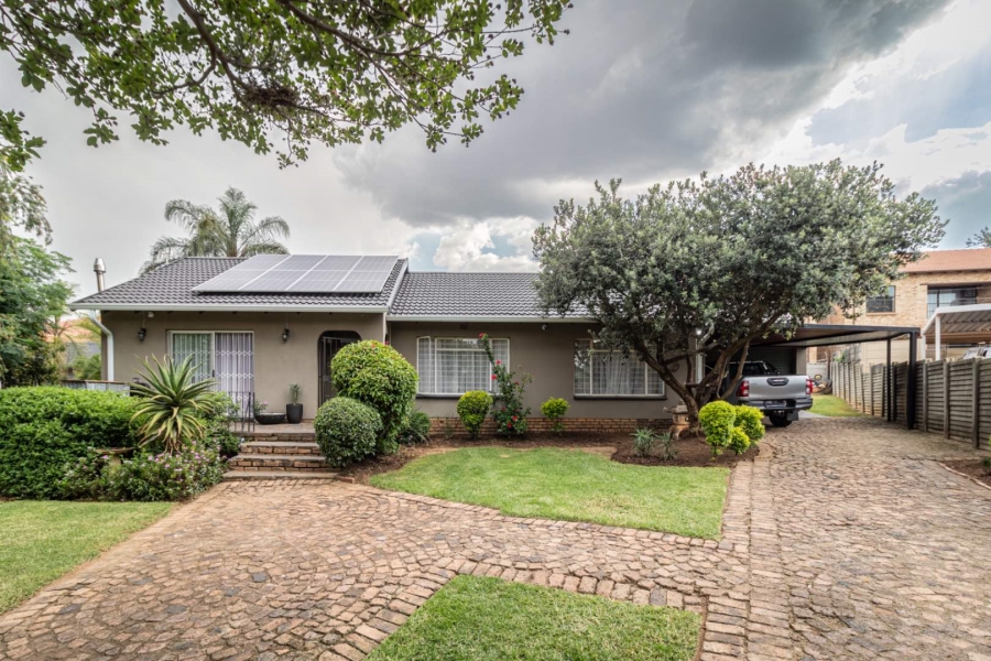 To Let 3 Bedroom Property for Rent in Allens Nek Gauteng