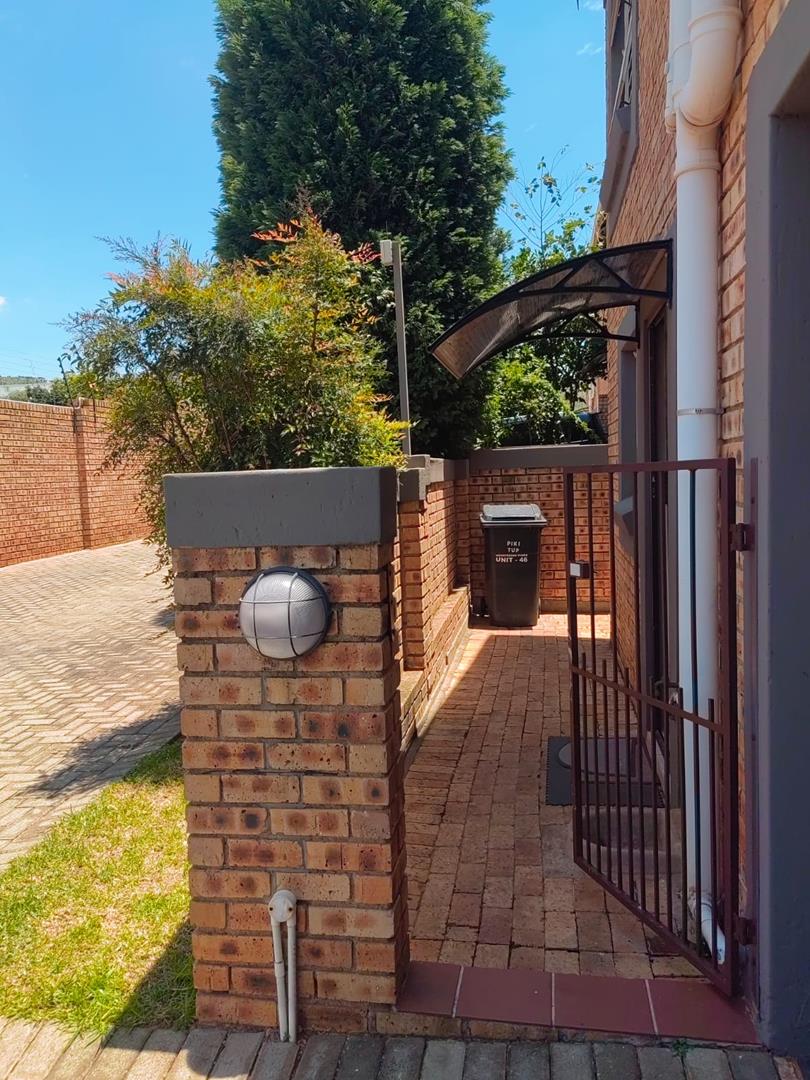 To Let 3 Bedroom Property for Rent in Wilgeheuwel Gauteng