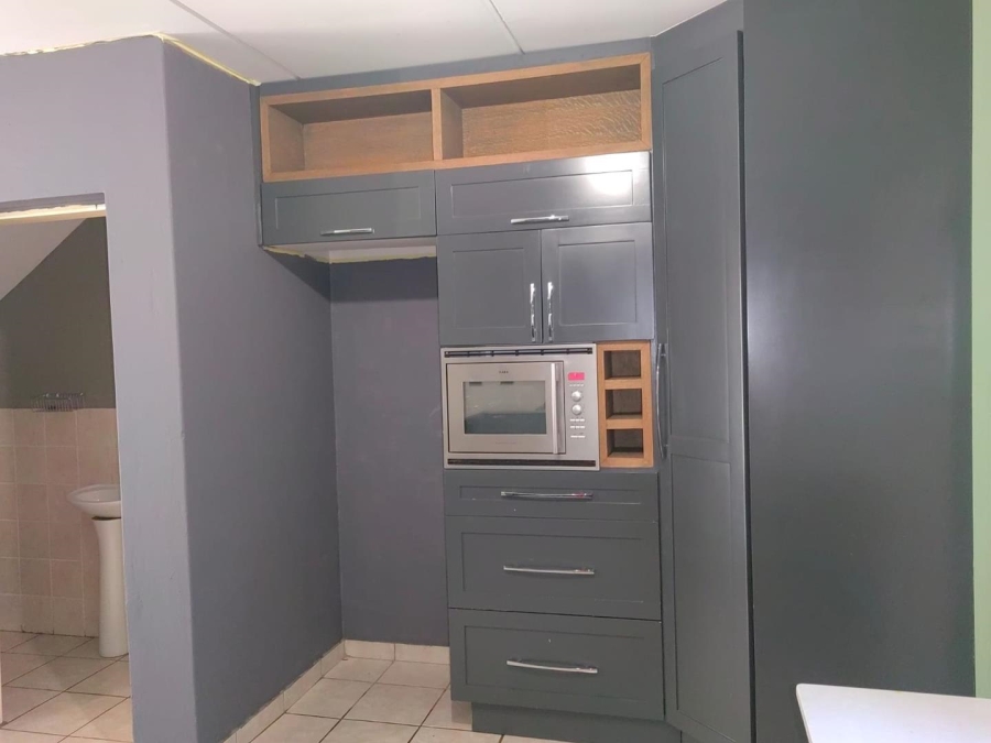 To Let 3 Bedroom Property for Rent in Wilgeheuwel Gauteng