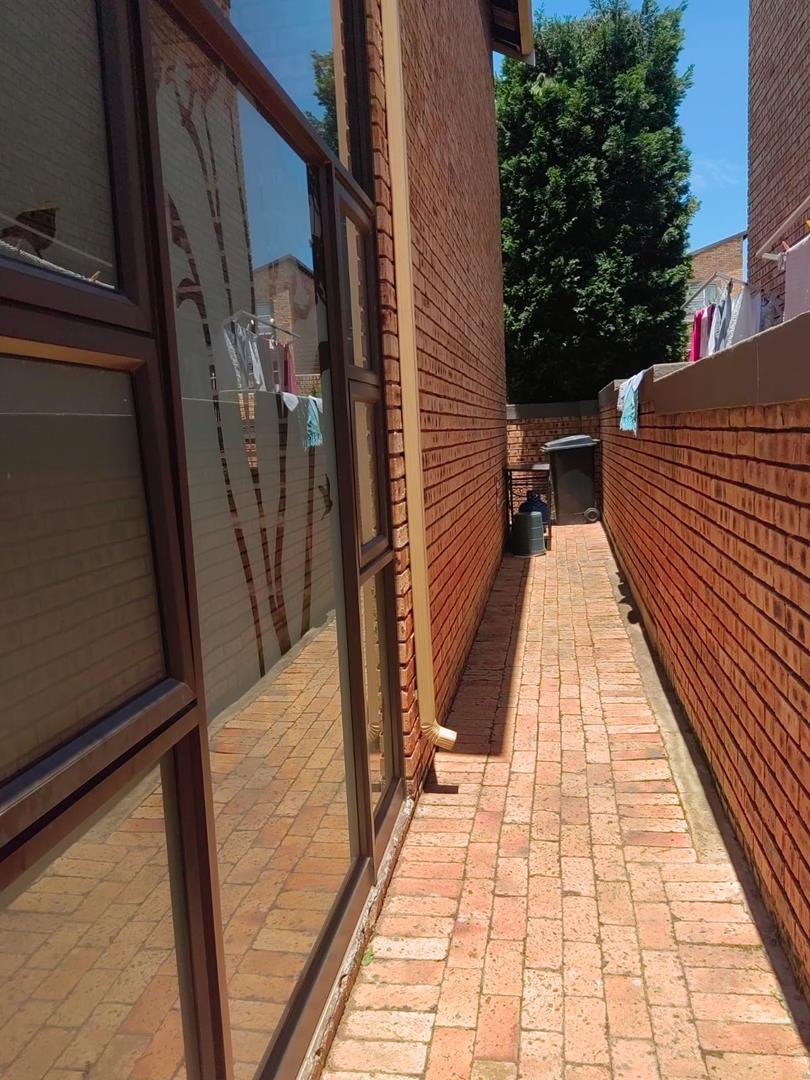 To Let 3 Bedroom Property for Rent in Wilgeheuwel Gauteng