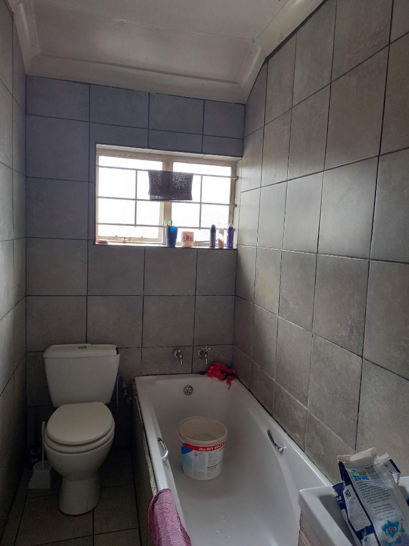 0 Bedroom Property for Sale in Birchleigh Gauteng