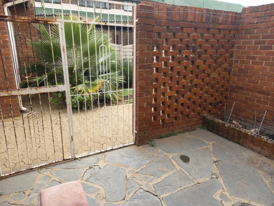 0 Bedroom Property for Sale in Birchleigh Gauteng