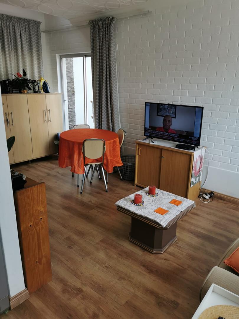 To Let 1 Bedroom Property for Rent in Houghton Gauteng