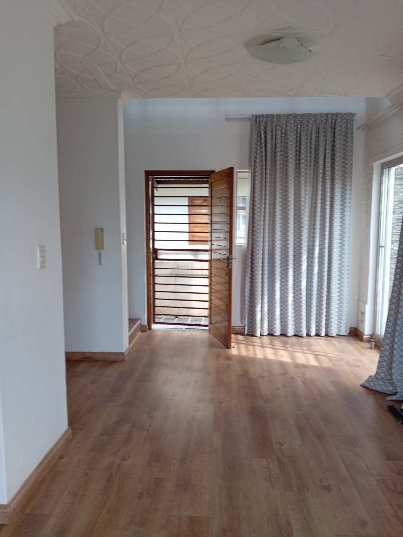 To Let 1 Bedroom Property for Rent in Houghton Gauteng