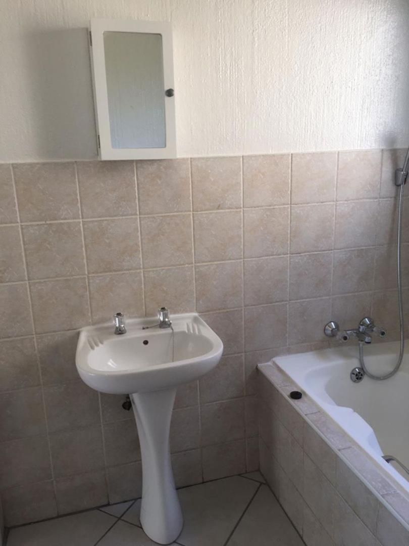 2 Bedroom Property for Sale in Highveld Gauteng