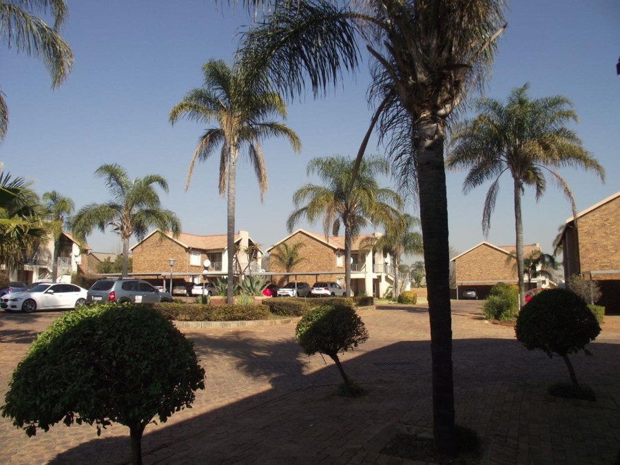 2 Bedroom Property for Sale in Highveld Gauteng