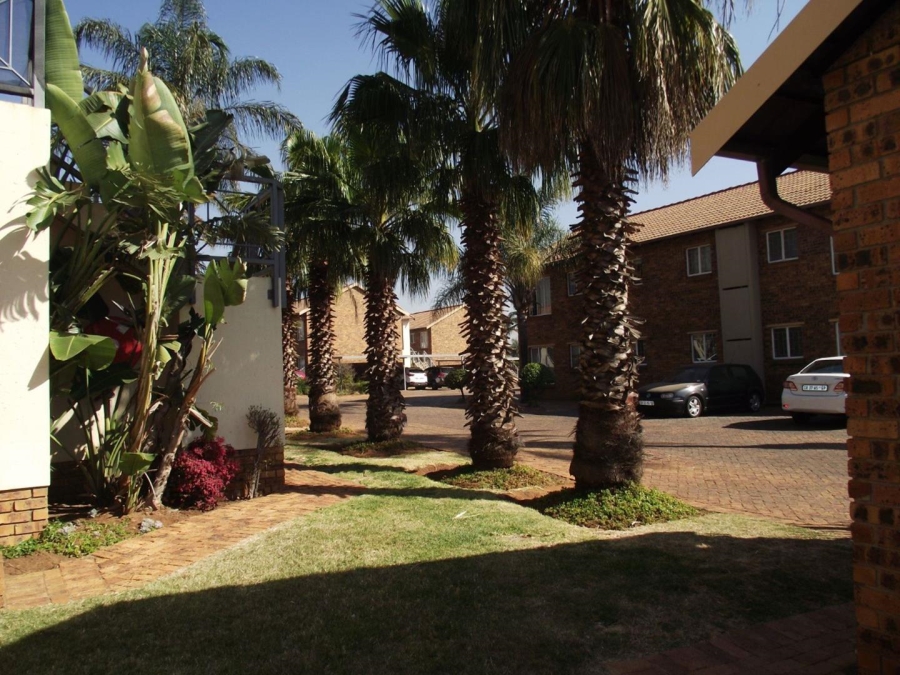 2 Bedroom Property for Sale in Highveld Gauteng