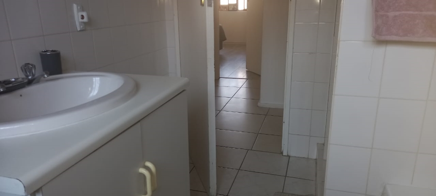 To Let 1 Bedroom Property for Rent in Ferndale Gauteng