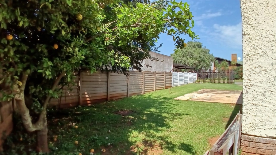 3 Bedroom Property for Sale in Birchleigh Gauteng