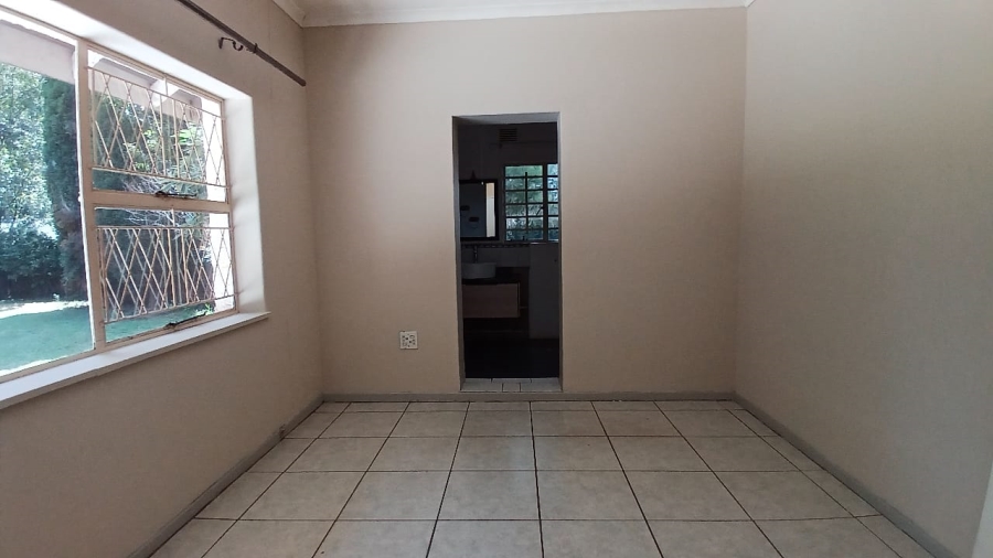 3 Bedroom Property for Sale in Birchleigh Gauteng