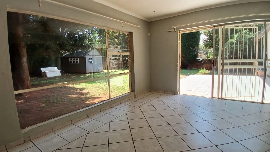 3 Bedroom Property for Sale in Birchleigh Gauteng