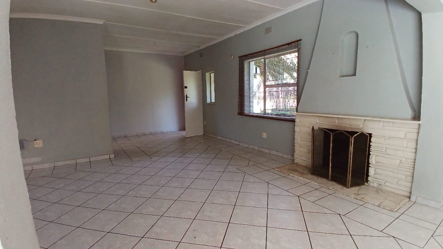 3 Bedroom Property for Sale in Birchleigh Gauteng