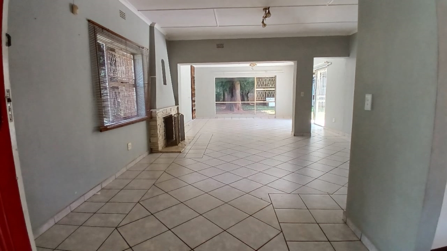 3 Bedroom Property for Sale in Birchleigh Gauteng