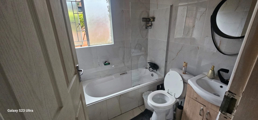 2 Bedroom Property for Sale in Terenure Gauteng