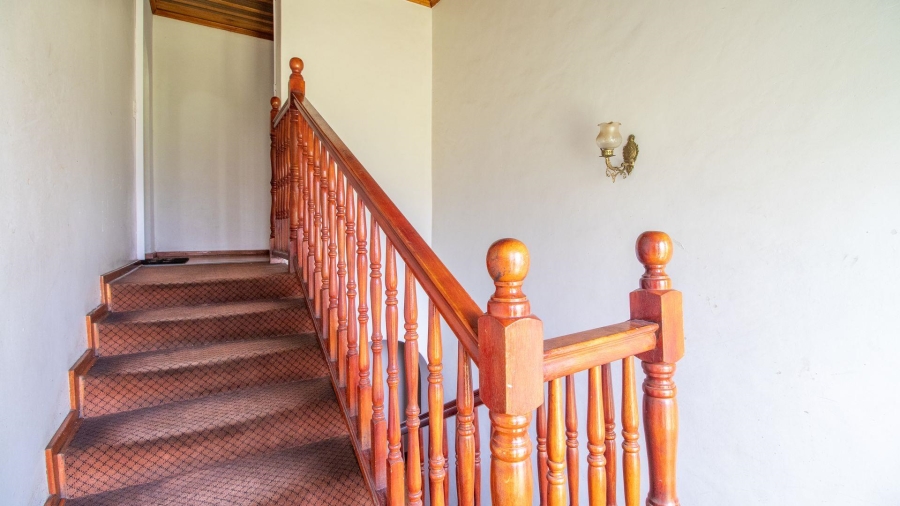 5 Bedroom Property for Sale in Bakerton Gauteng