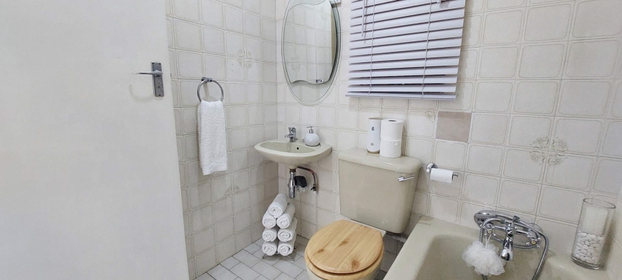 2 Bedroom Property for Sale in Gosforth Park Gauteng