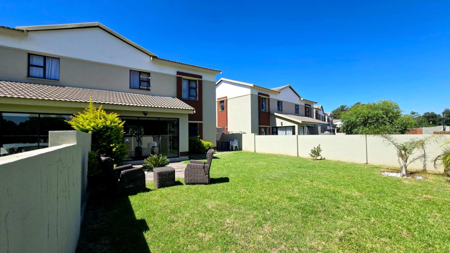 3 Bedroom Property for Sale in Equestria Gauteng